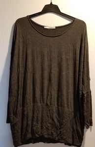 Maurices gray plus size top
